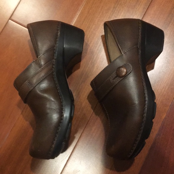 Dansko Solstice Clogs - Picture 4 of 8